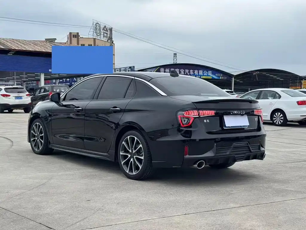 Lynk & Co 03 2019 2.0TD automatic version купить на сайте DeffCars