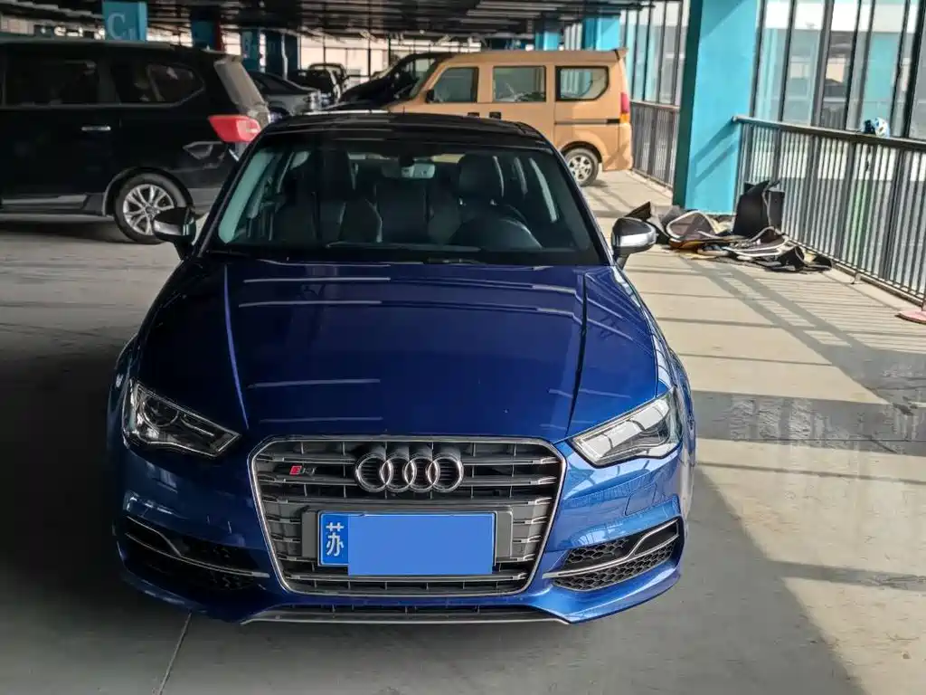 Audi S3 2015 S3 2.0T Limousine купить на сайте DeffCars