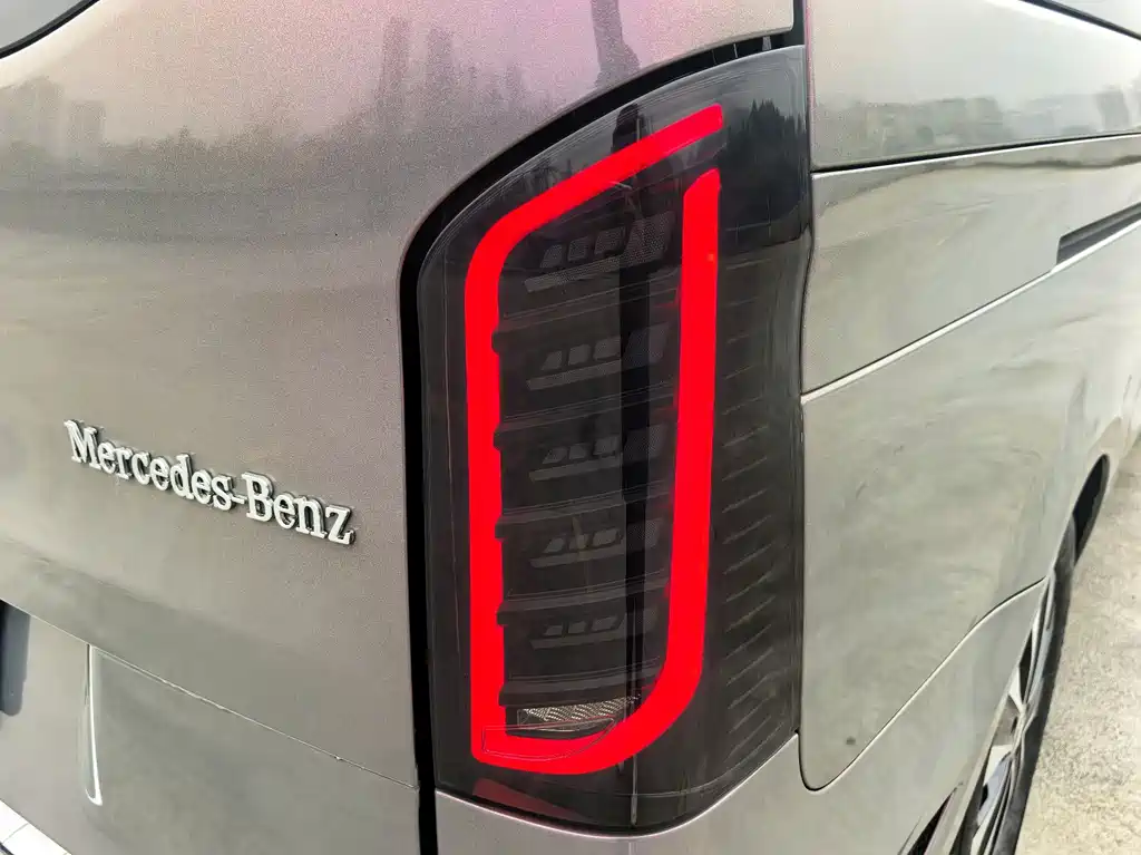 Vito 2021 2.0T Business Edition 7 seats купить на сайте DeffCars