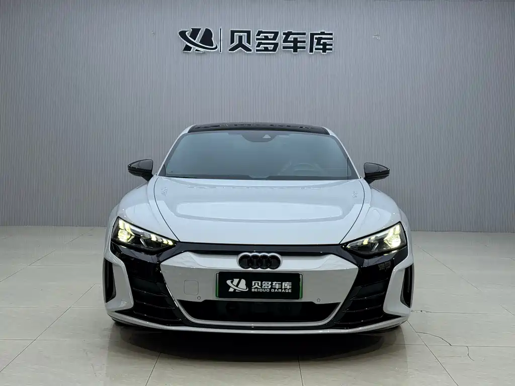 Audi RS e-tron GT 2023 basic model купить на сайте DeffCars