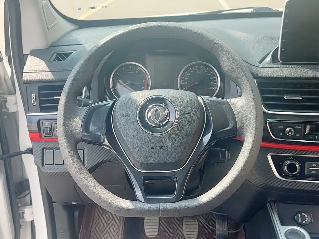 Fengxing SX6 2021 1.6L Manual Global Commemorative Edition купить на сайте DeffCars