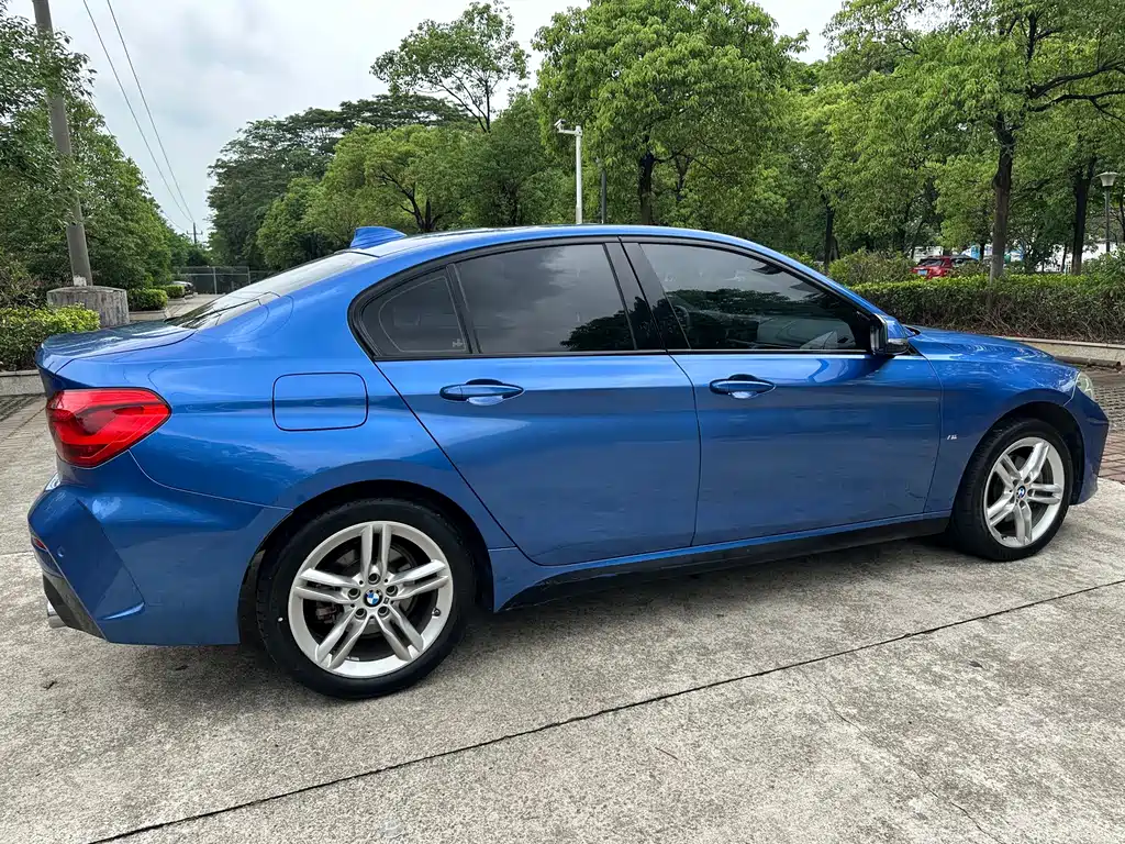 BMW 1 Series 2020 120i M Sports Package купить на сайте DeffCars
