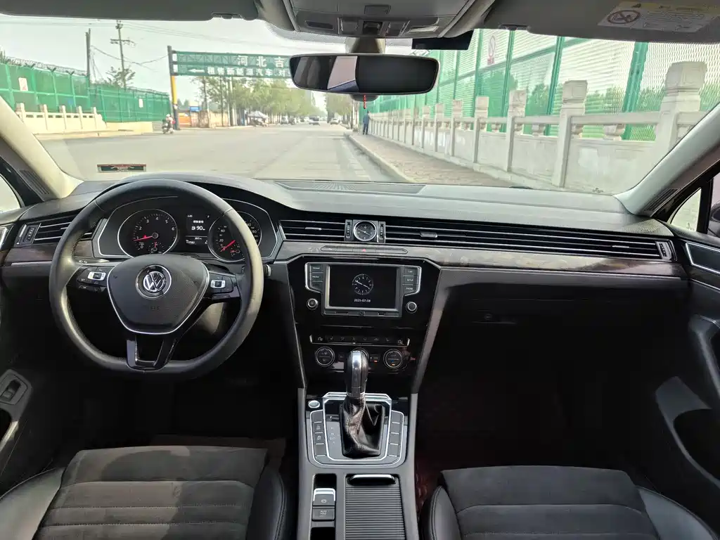 Magotan 2017 330TSI DSG luxury model купить на сайте DeffCars