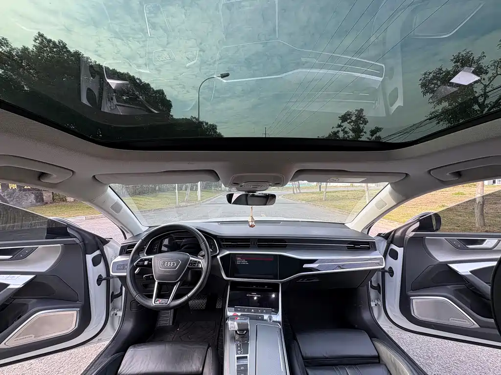 Audi A7 2021 45 TFSI Premium Selection купить на сайте DeffCars