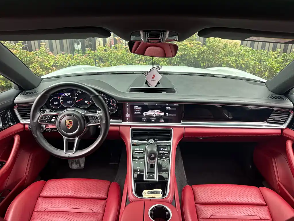 Panamera 2019 Panamera 2.9T купить на сайте DeffCars