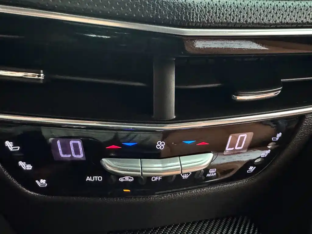 Cadillac CT6 2021 28T luxury model купить на сайте DeffCars