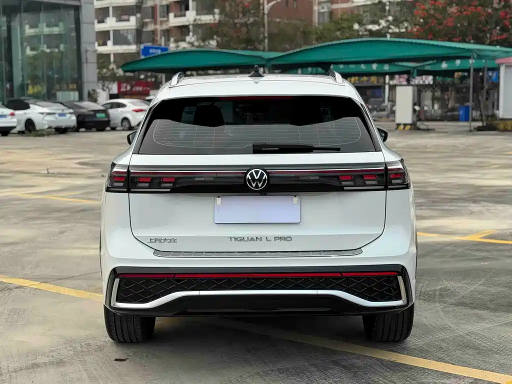 Tiguan L 2024 PRO 330TSI 2WD Smart Edition купить на сайте DeffCars