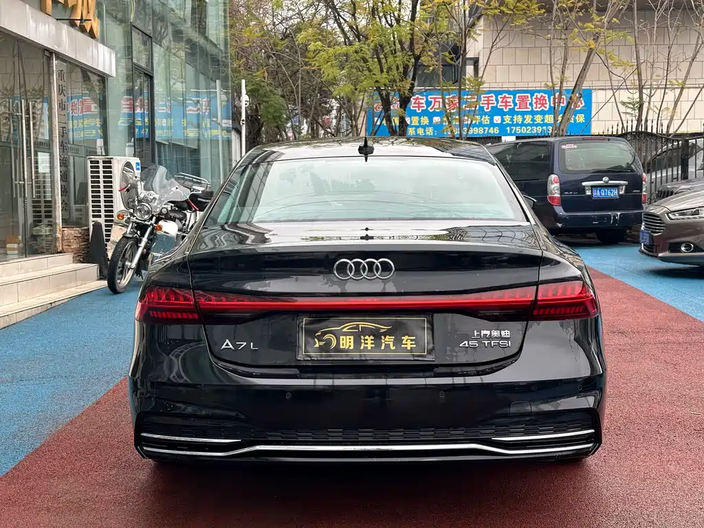 Audi A7L 2024 45TFSI S-line Dream Building Liquid Crystal Package купить на сайте DeffCars