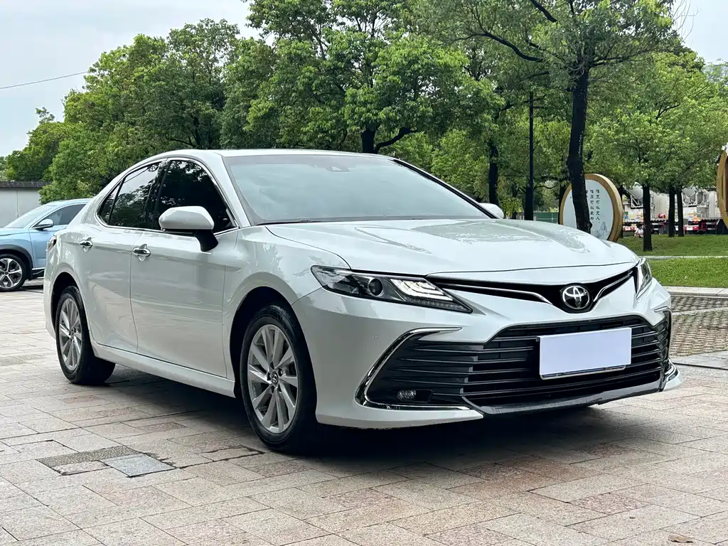 Camry 2021 2.0G Deluxe Edition купить на сайте DeffCars