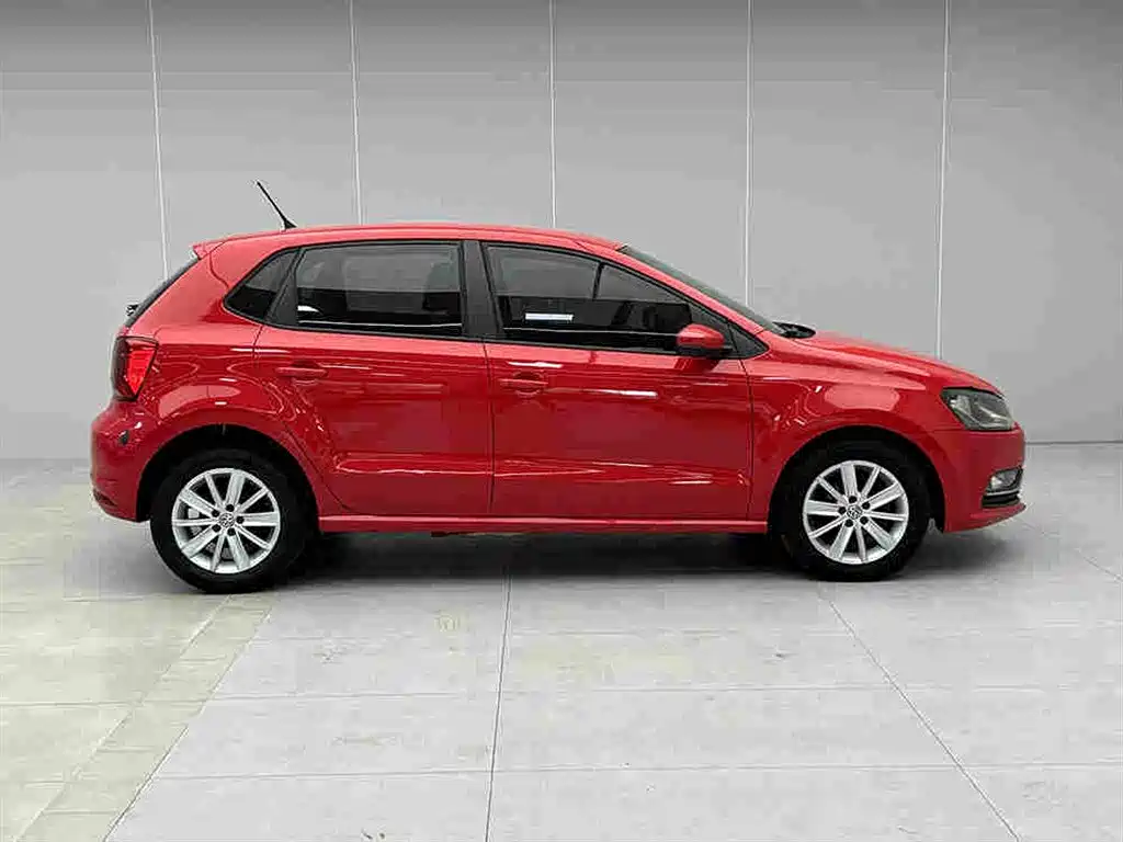 Polo 2014 1.4L automatic comfort version купить на сайте DeffCars
