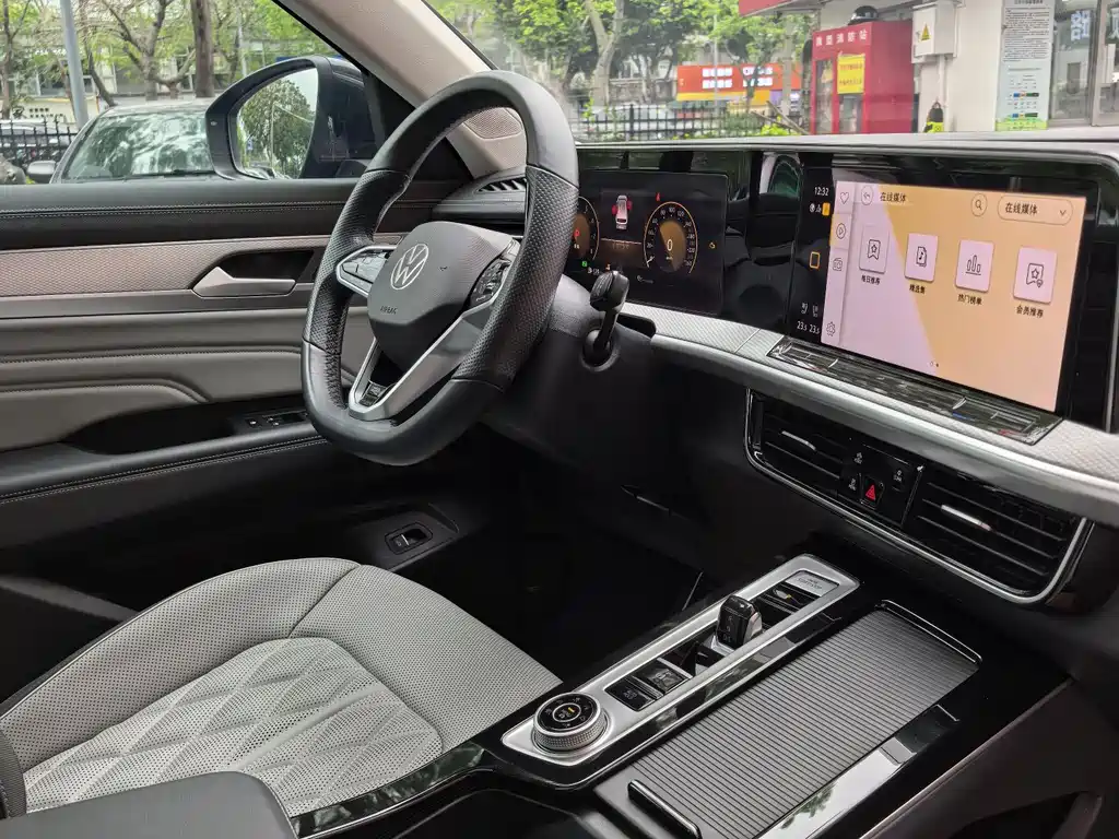 Lanxun 2024 380TSI four-wheel drive R-Line cruise version купить на сайте DeffCars