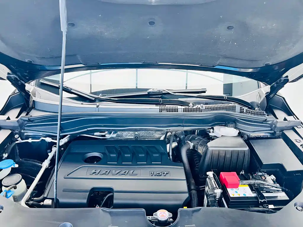 Haval M6 2021 PLUS 1.5T DCT luxury smart connected model купить на сайте DeffCars