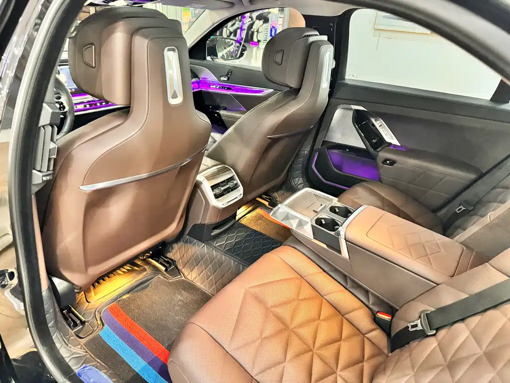 BMW 7 Series 2023 735Li M Sports Package купить на сайте DeffCars