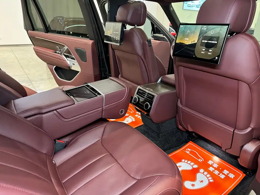 Range Rover 2024 3.0 L6 400PS Genesis Extended Edition купить на сайте DeffCars