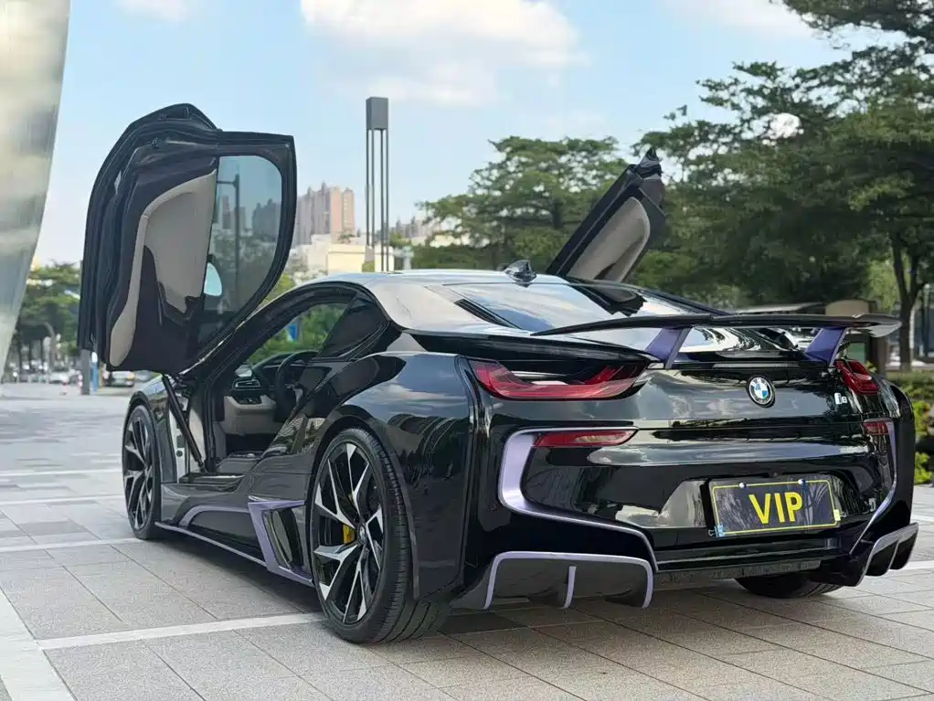 BMW i8 2014 standard model купить на сайте DeffCars