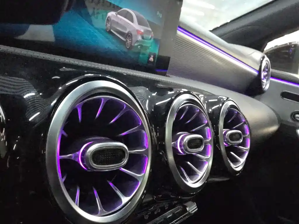 Mercedes-Benz A-Class AMG 2020 AMG A 35 L 4MATIC купить на сайте DeffCars