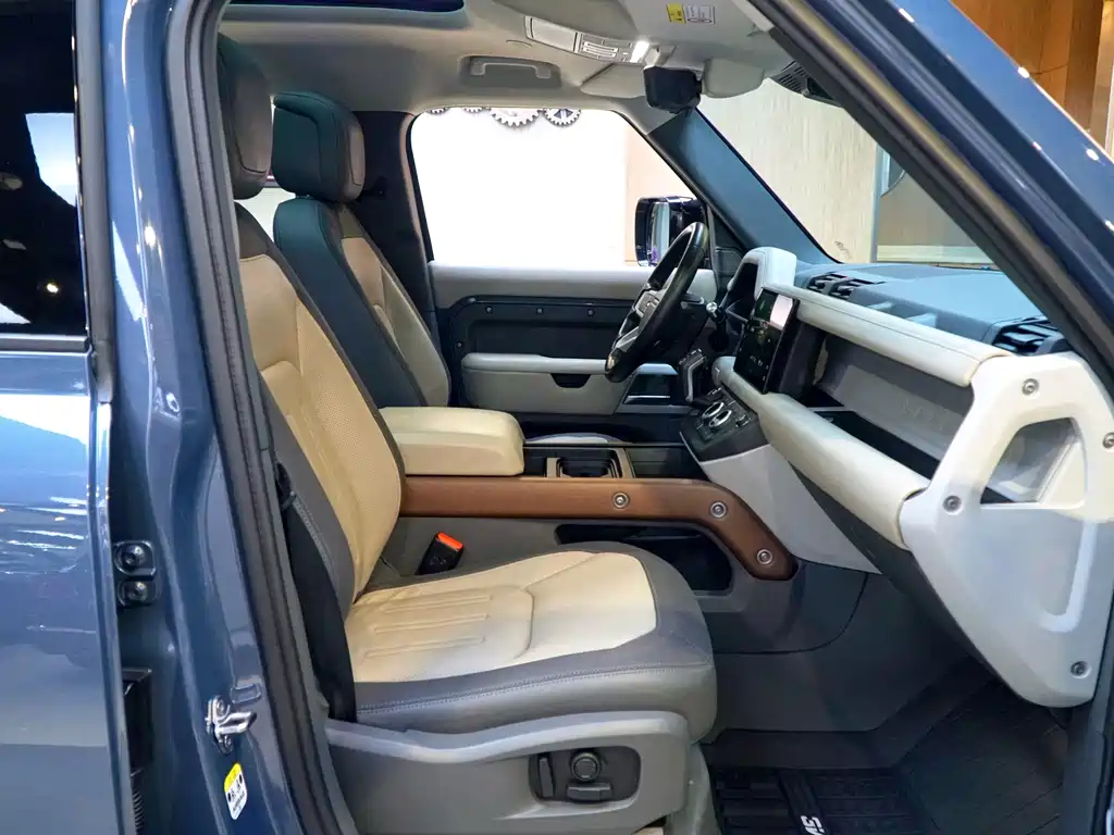Land Rover Defender 2022 110 P400 X-DYNAMIC HSE купить на сайте DeffCars