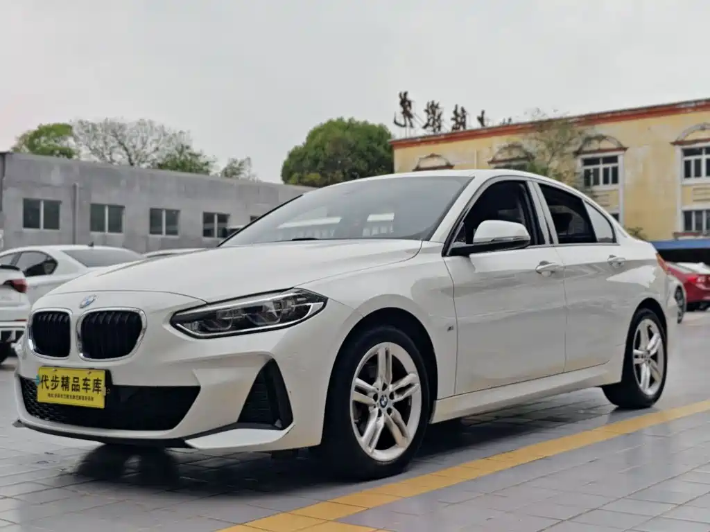 BMW 1 Series 2020 120i M Sports Package купить на сайте DeffCars