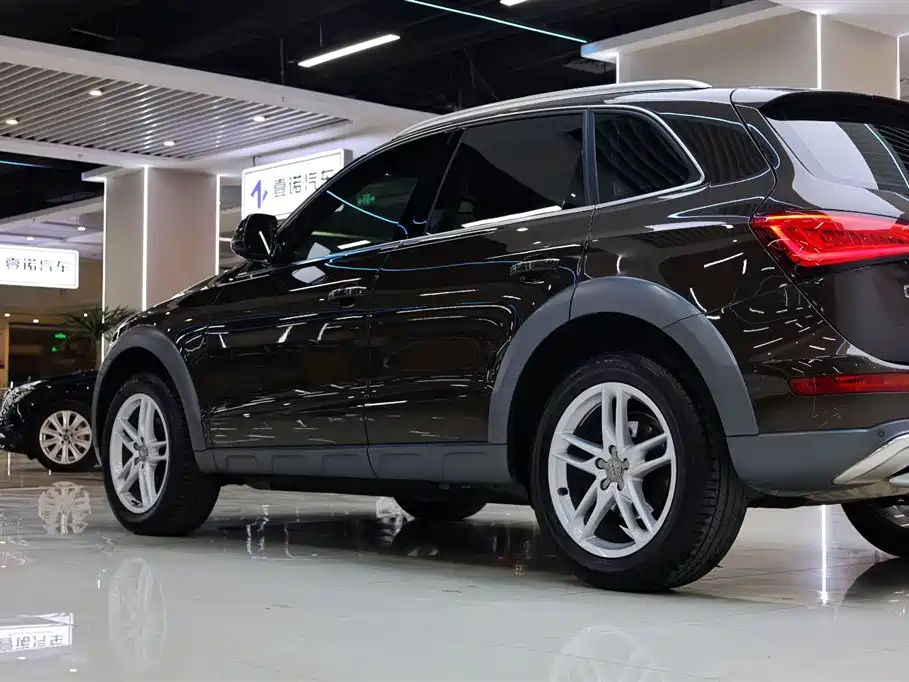 Audi Q5 2017 Plus 40 TFSI Technology купить на сайте DeffCars