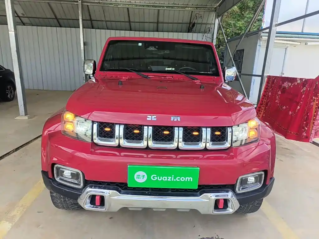 Beijing Off-Road BJ40 2019 PLUS 2.3T automatic four-wheel drive flagship version National VI купить на сайте DeffCars