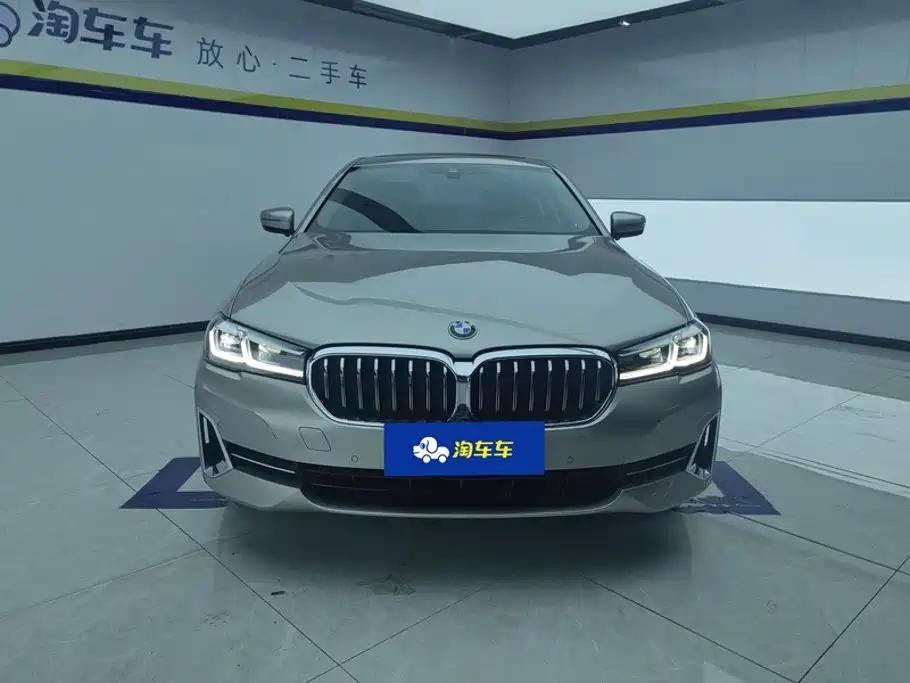 BMW 5 Series 2023 530Li Leading Luxury Package купить на сайте DeffCars