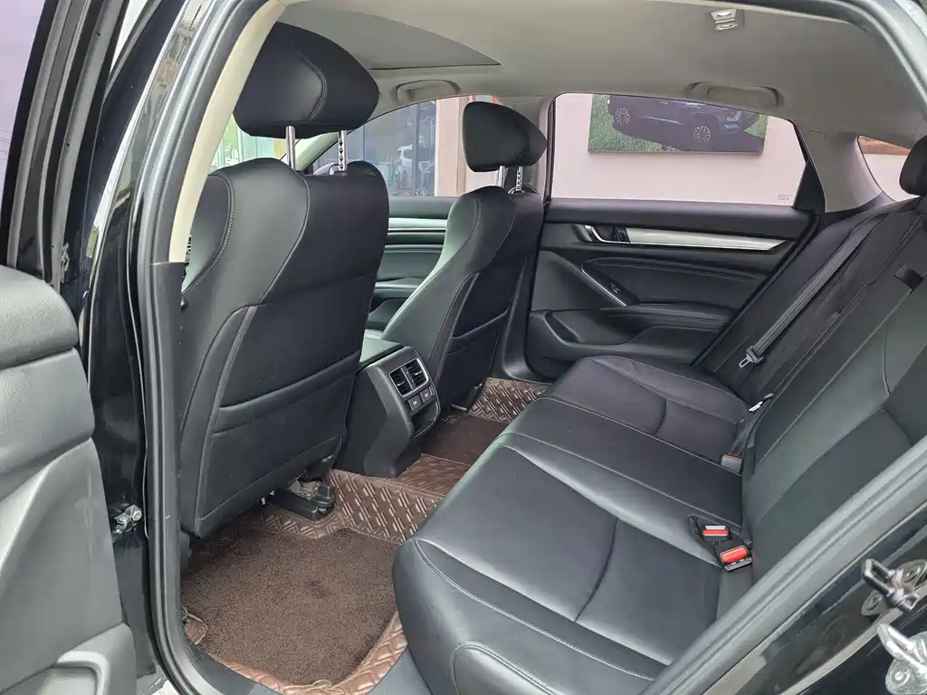 Accord 2022 260TURBO Deluxe Edition купить на сайте DeffCars