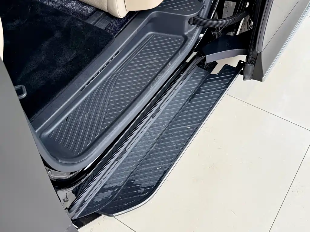 Alfa 2025 Shuangqing 2.5L Premium Gold Edition купить на сайте DeffCars