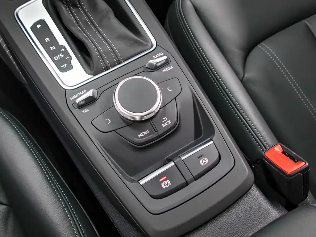 Audi Q2L 2022 35 TFSI fashionable and elegant купить на сайте DeffCars
