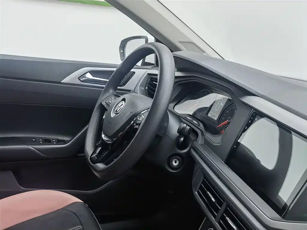 Polo 2019 Plus 1.5L Automatic Panoramic Enjoyment Edition купить на сайте DeffCars