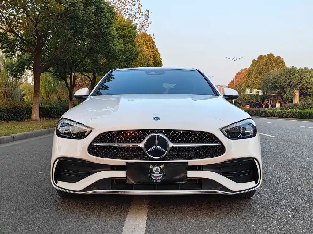 Mercedes-Benz C-Class 2023 facelift C 260 L sports version купить на сайте DeffCars