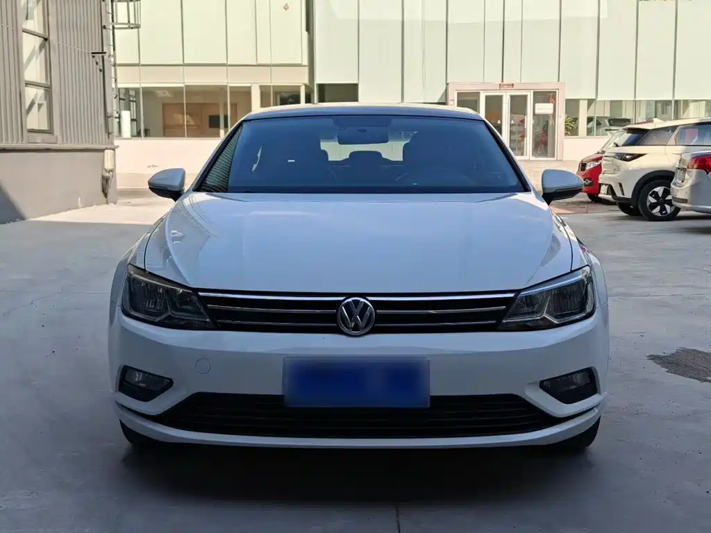 Lingdu 2015 230TSI DSG Fashion Edition купить на сайте DeffCars