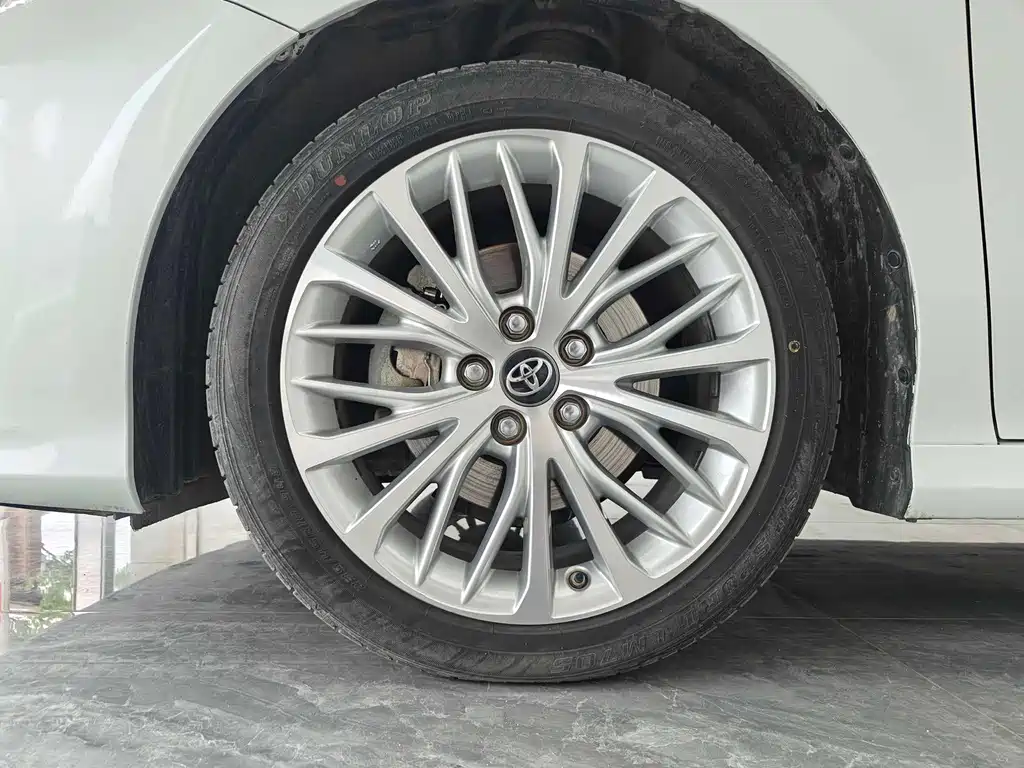 Camry 2019 facelift 2.5G Deluxe Edition купить на сайте DeffCars