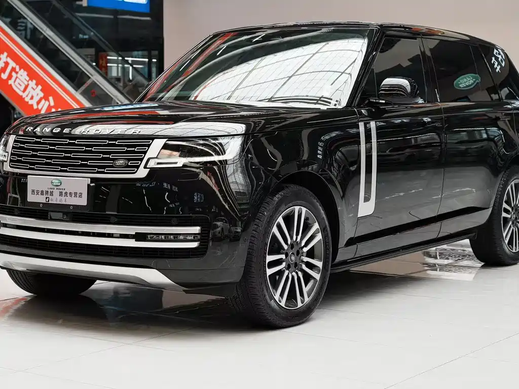 Range Rover 2023 facelift 3.0 L6 400PS Extended Edition купить на сайте DeffCars