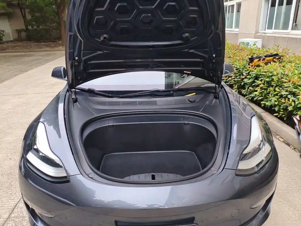 Model 3 imported 2019 long range rear drive version купить на сайте DeffCars