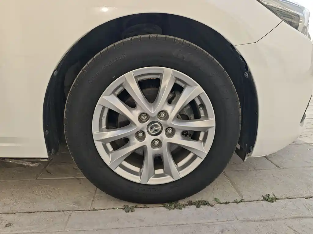 Mazda3 Angkesela 2017 Sedan 1.5L Automatic Comfort Type National V купить на сайте DeffCars