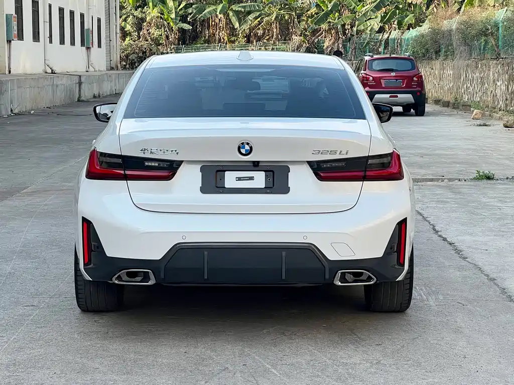 BMW 3 Series 2024 325Li M Sports Package купить на сайте DeffCars