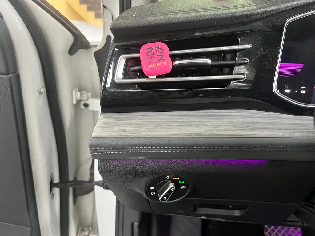 Sagitar 2023 280TSI DSG surpasses Lite version купить на сайте DeffCars
