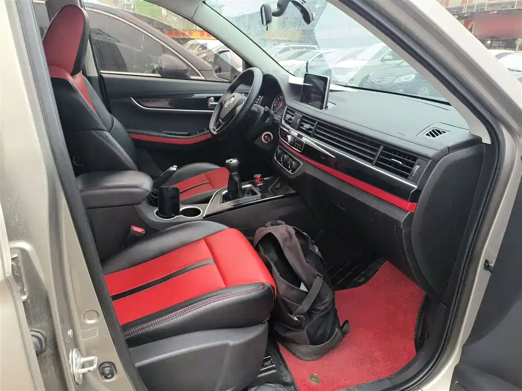 Fengxing T5 2020 1.6L Manual Comfort Type National VI купить на сайте DeffCars