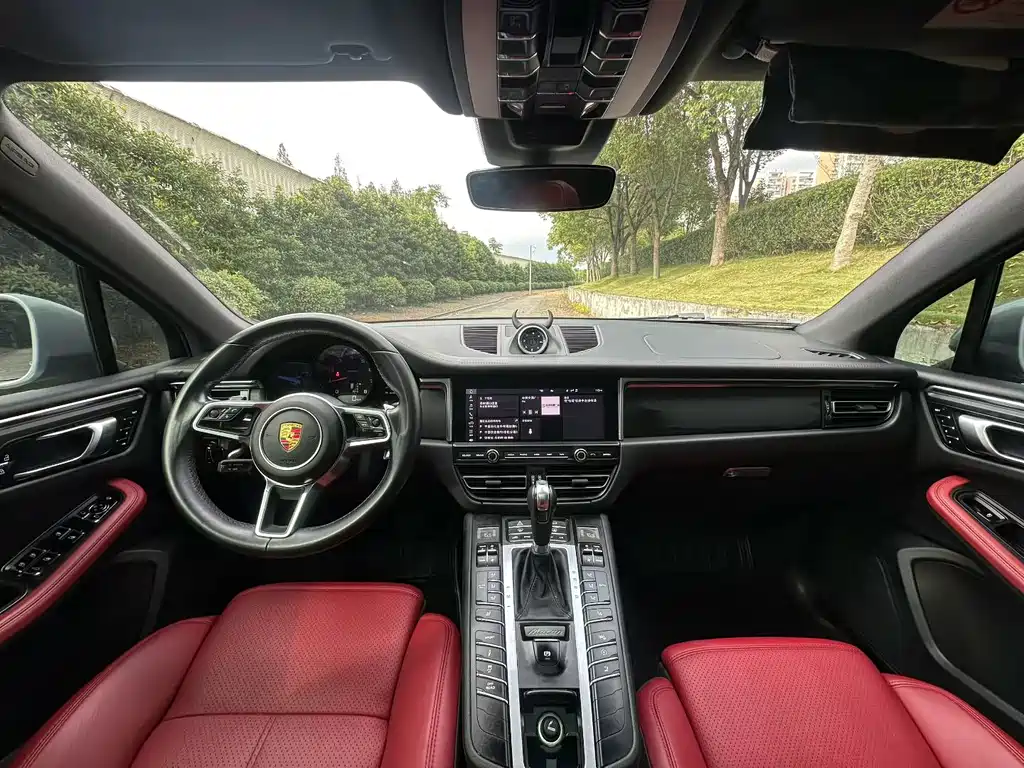 Macan 2020 Macan 2.0T купить на сайте DeffCars