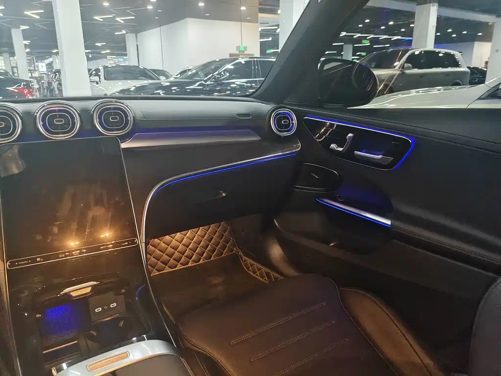 Mercedes-Benz C-Class 2024 C 260 L Sports Edition купить на сайте DeffCars