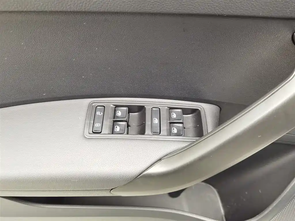 Santana 2019 1.5L automatic comfort version National VI купить на сайте DeffCars