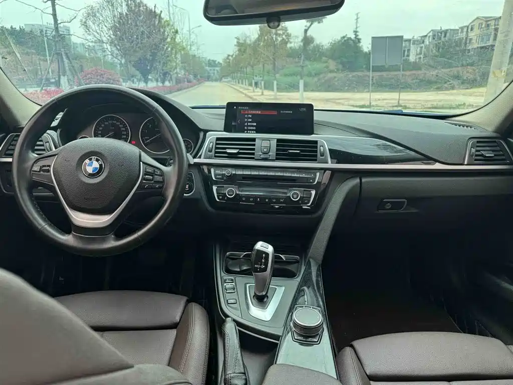 BMW 3 Series 2019 320Li Fashion Model купить на сайте DeffCars