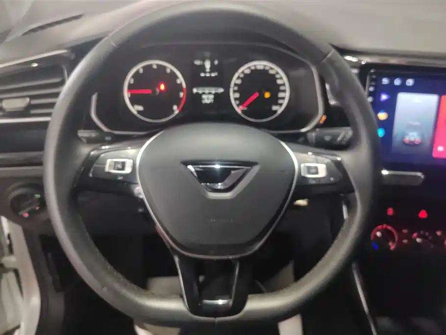 Jetta VS5 2022 280TSI Automatic Pro купить на сайте DeffCars