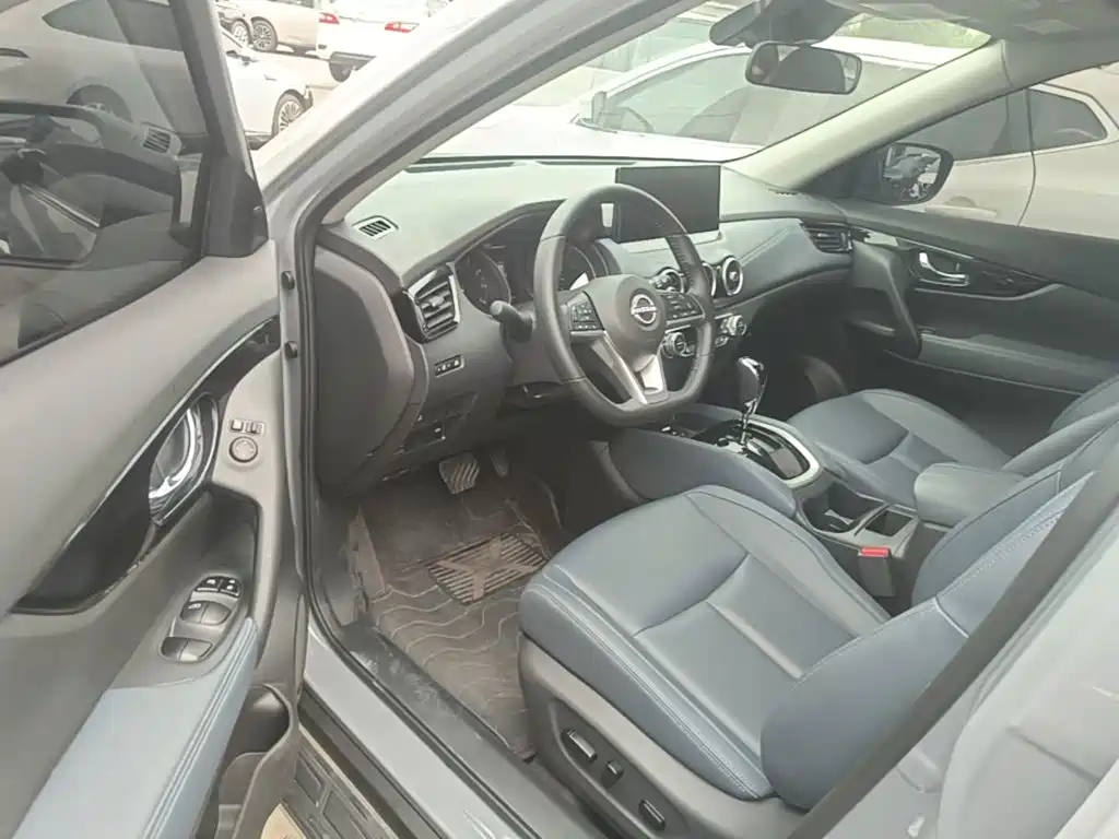 X-Trail 2025 Honor 2.0L Two-wheel Drive Leading Edition купить на сайте DeffCars