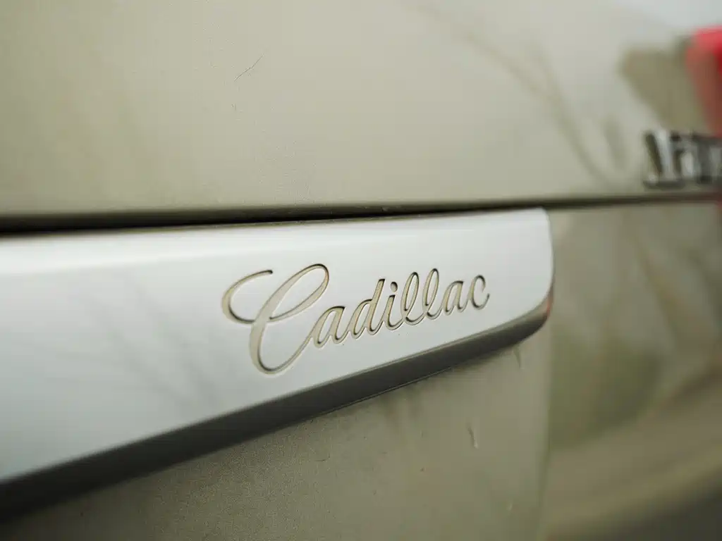 Cadillac XTS 2013 28T luxury model купить на сайте DeffCars