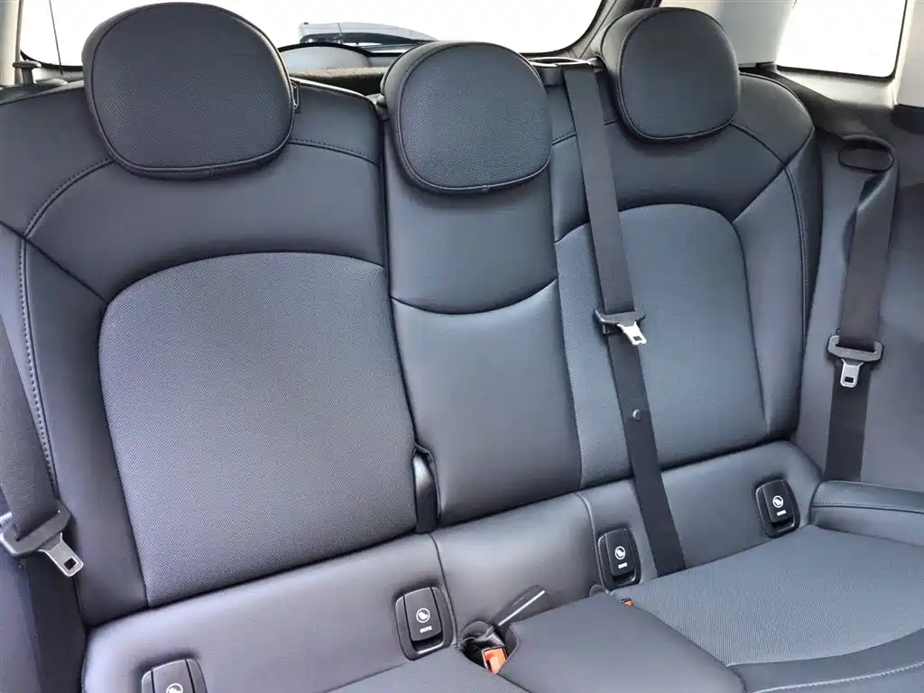 MINI 2023 1.5T COOPER Artist Five-Door Edition купить на сайте DeffCars