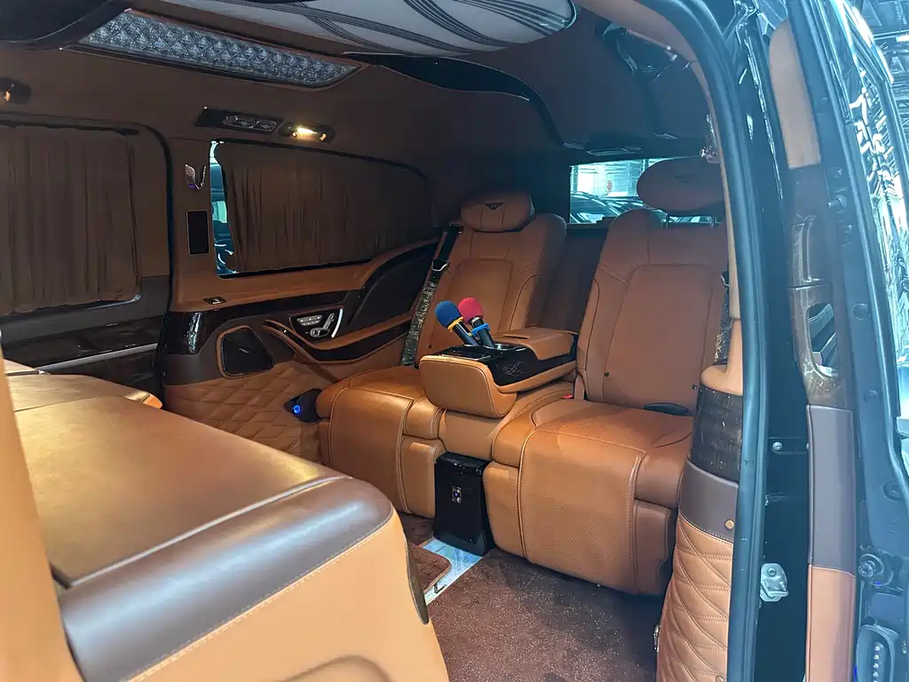 Vito 2023 2.0T Business Edition 7 seats купить на сайте DeffCars