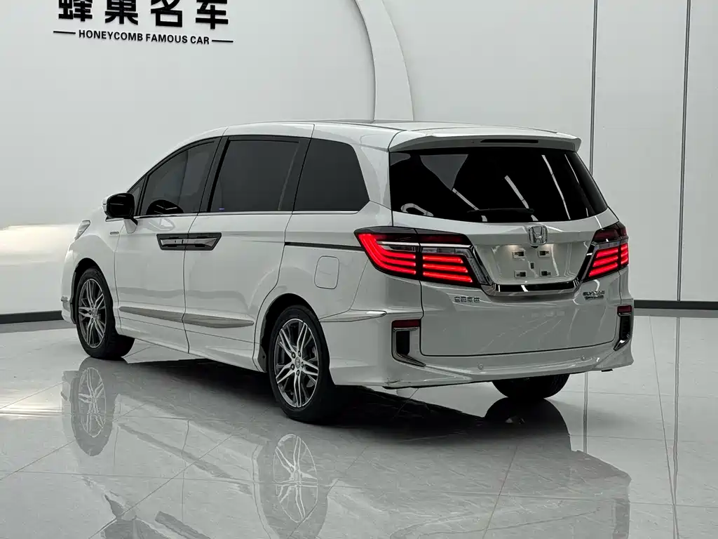 Alison 2019 2.0L Hybrid Deluxe Edition купить на сайте DeffCars