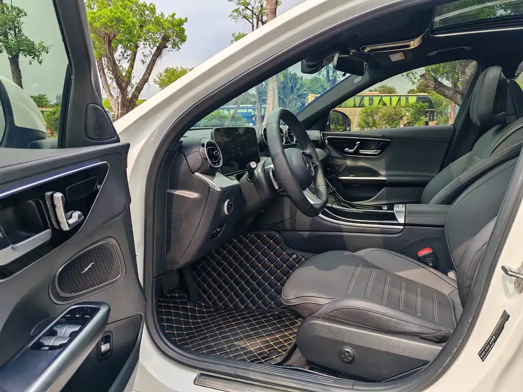 Mercedes-Benz C-Class 2024 C 200 L Sports Edition купить на сайте DeffCars