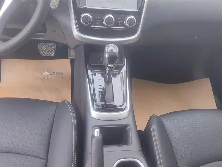 Tiida 2024 1.6L CVT Smart Travel Edition купить на сайте DeffCars